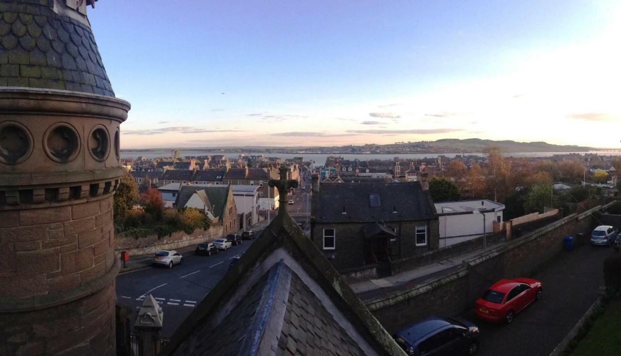 Carbet Lodge Dundee Esterno foto